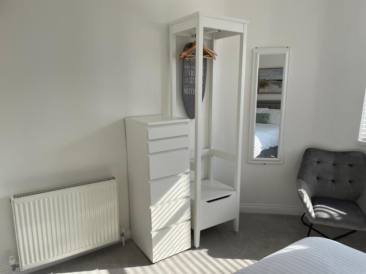Apartment #2 - At 12 Story St Kingston upon Hull Bagian luar foto